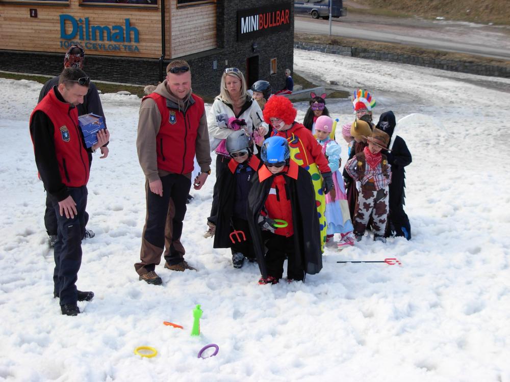 Dětský karneval pořádaný hasiči na Javoru - 3. 4. 2011